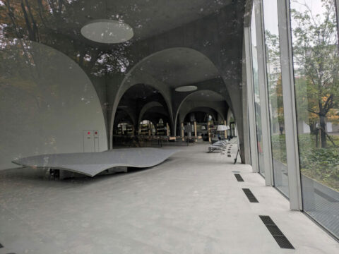 Tama Art University Library